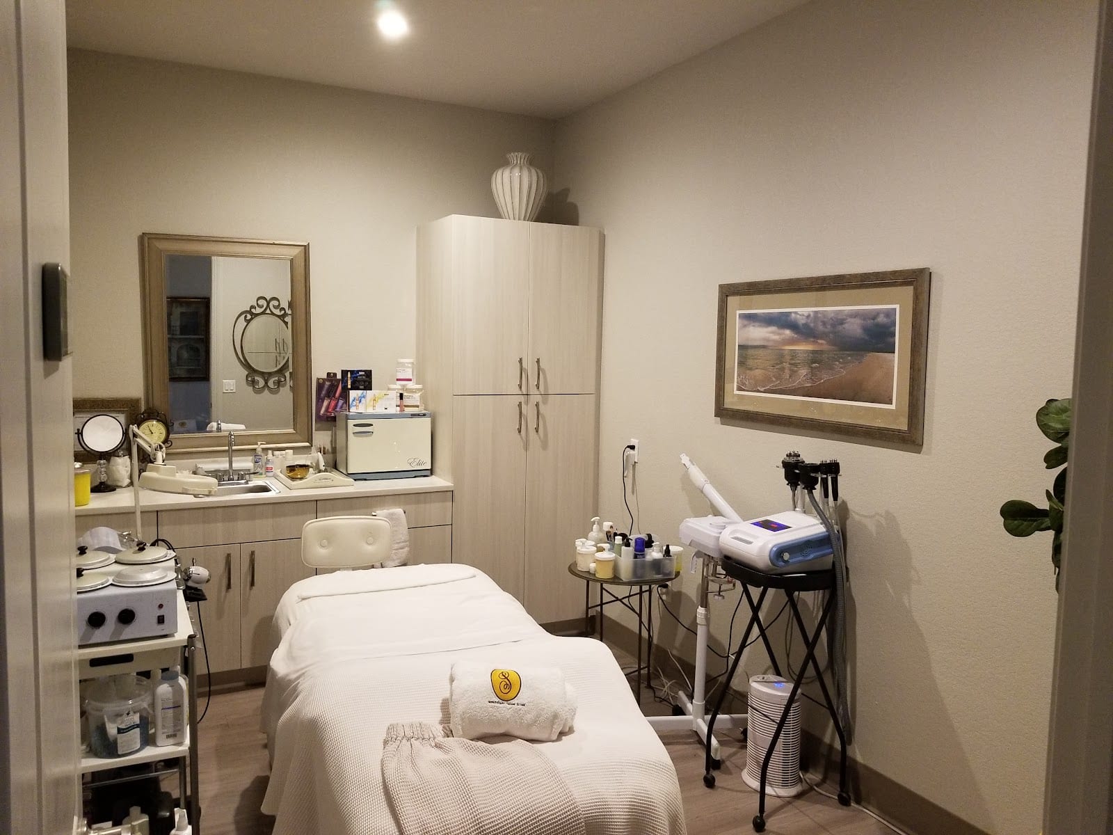 Serendipity Salon and Spa (West Virginia & Cross street)