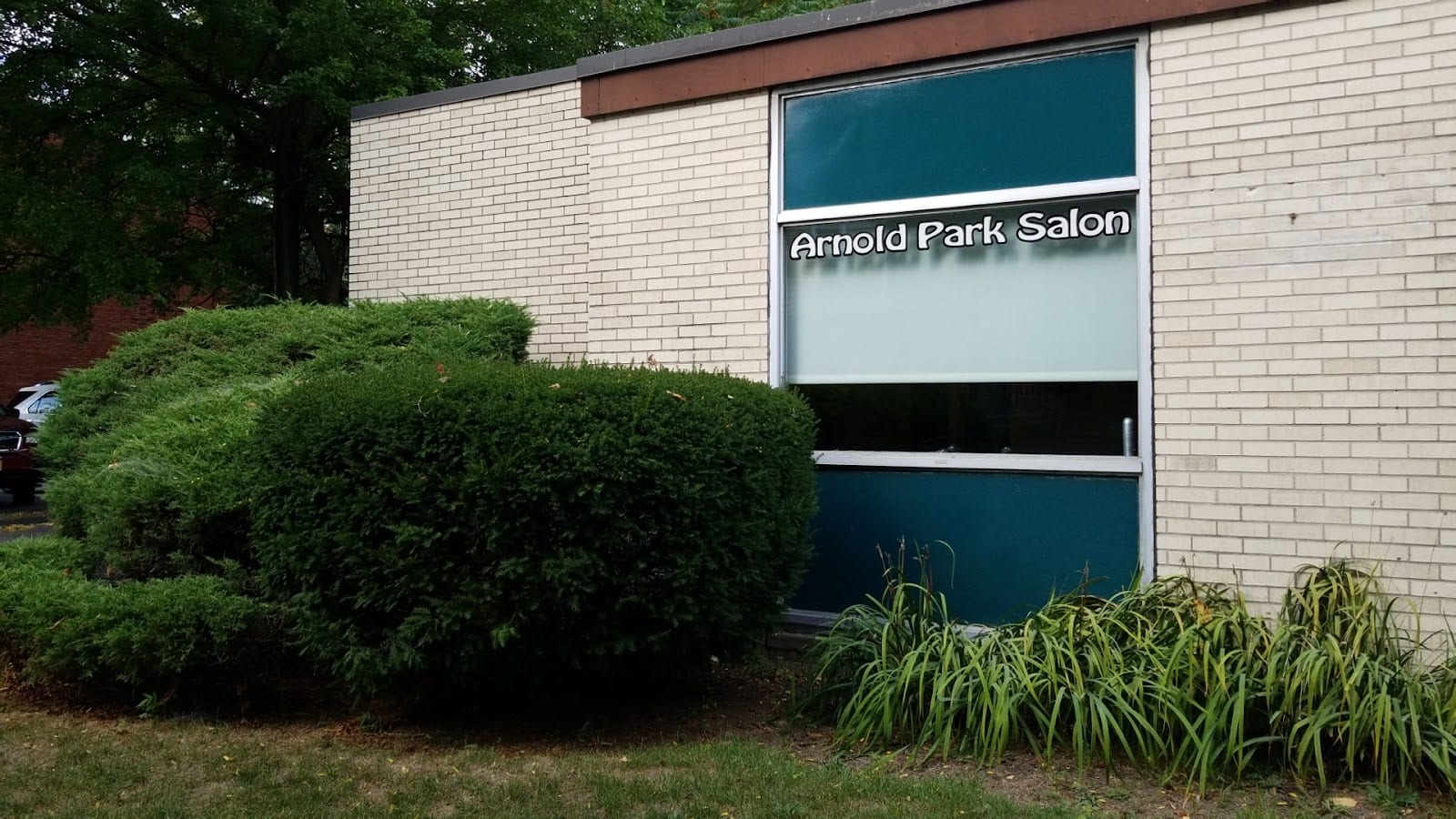 Arnold Park Salon, photo 3