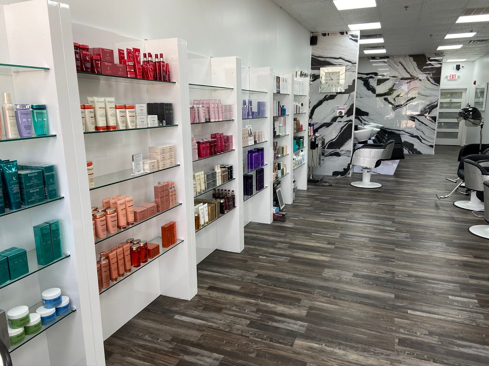 Tony Cao Salon
