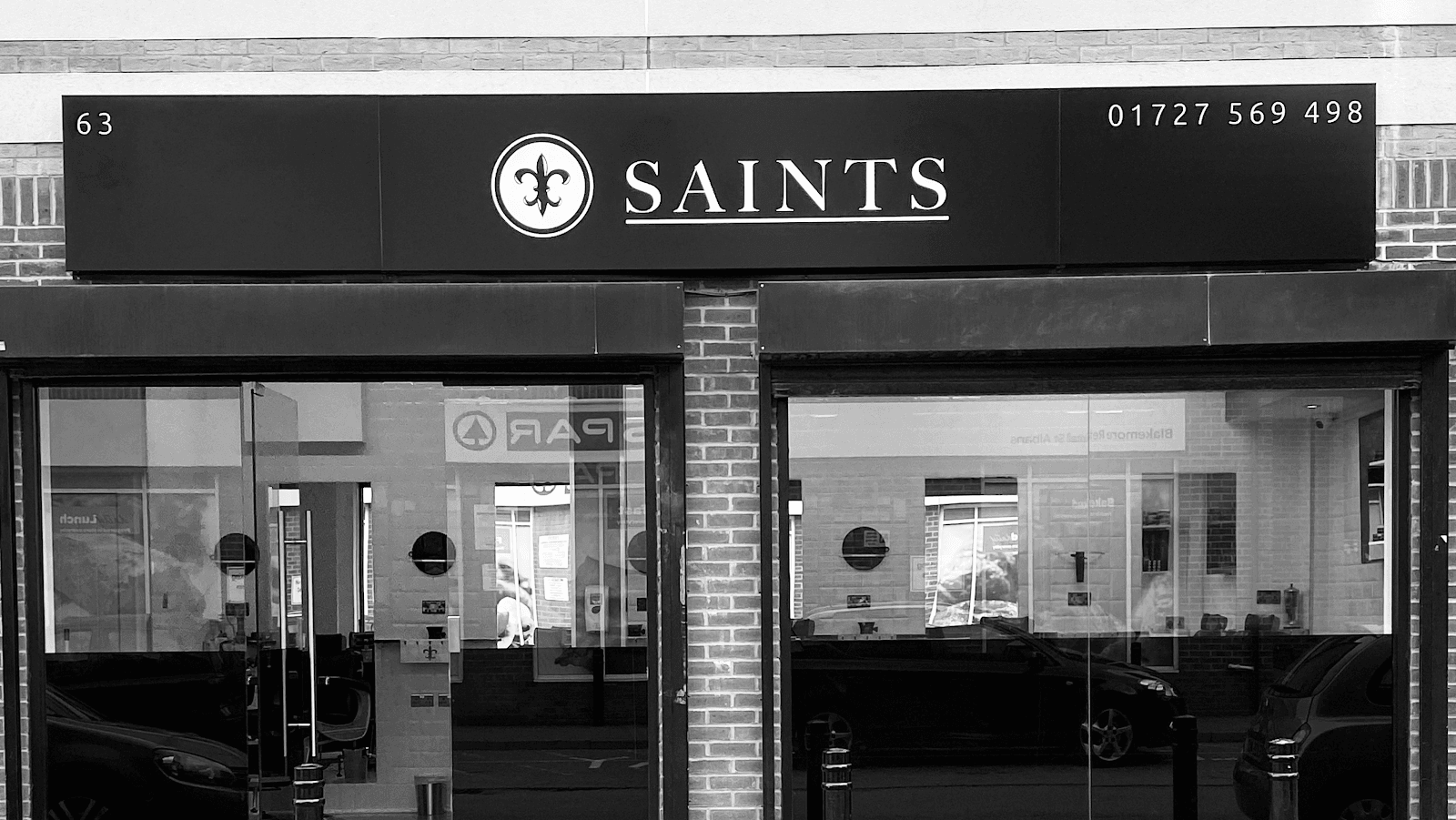 Saints Barbers, photo 2