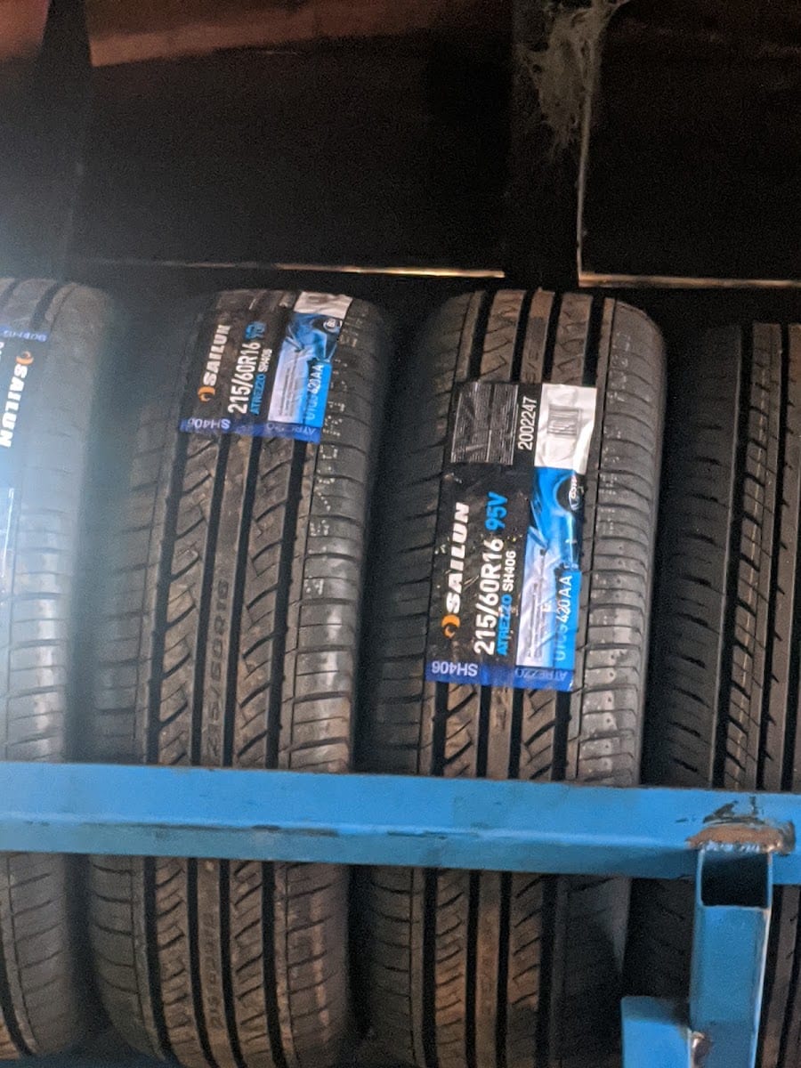 Rodriguez Tires, photo 3