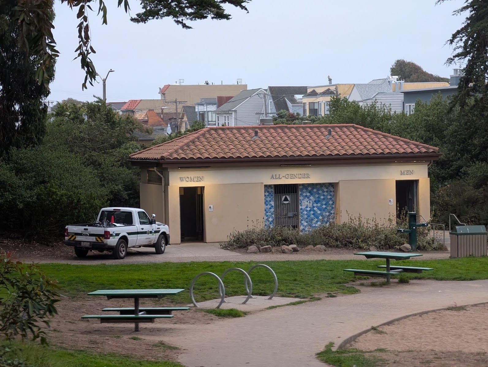 Lincoln and 45th Avenue Playground, photo 3