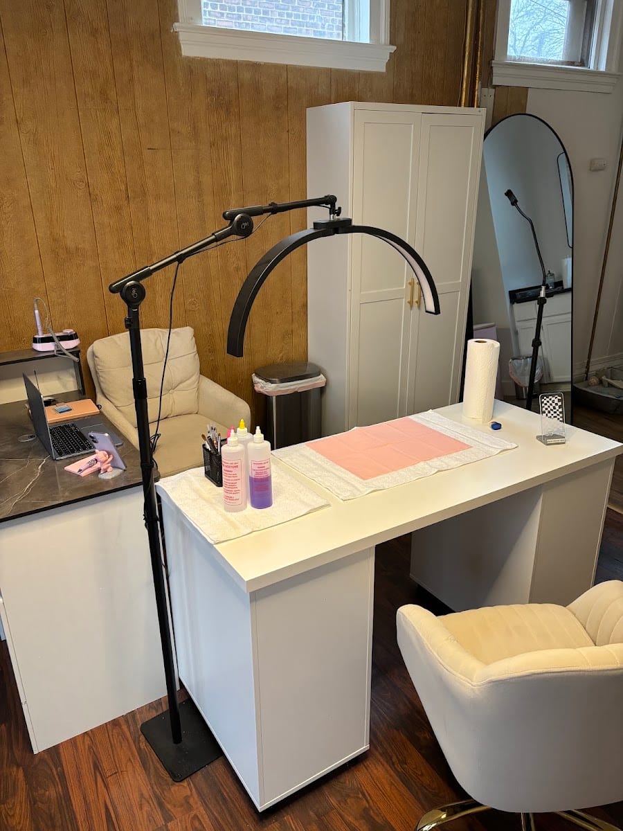 Nail Therapy Lounge