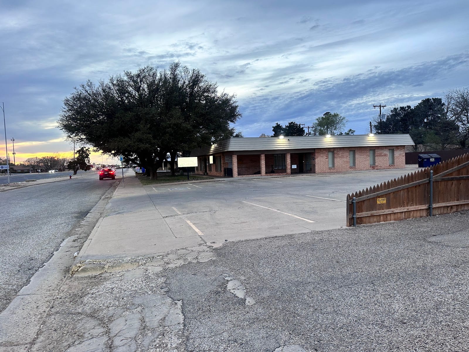 Jones Tire, photo 2