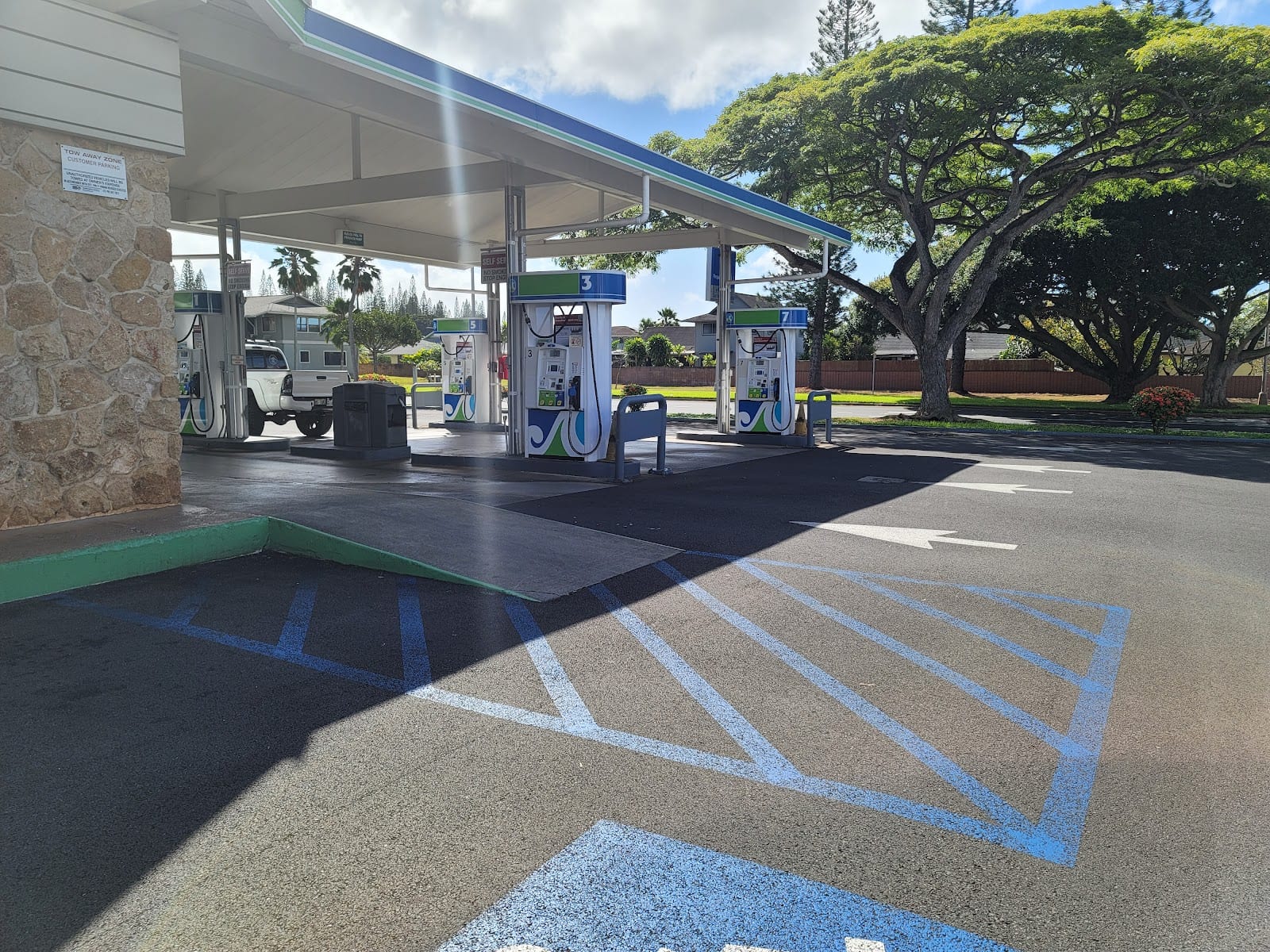 Aloha Island Mart