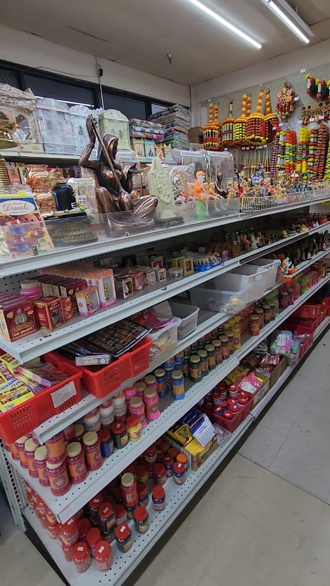 Aapka Bazaar Indian pakistani Halal Groceries supermarket, photo 3