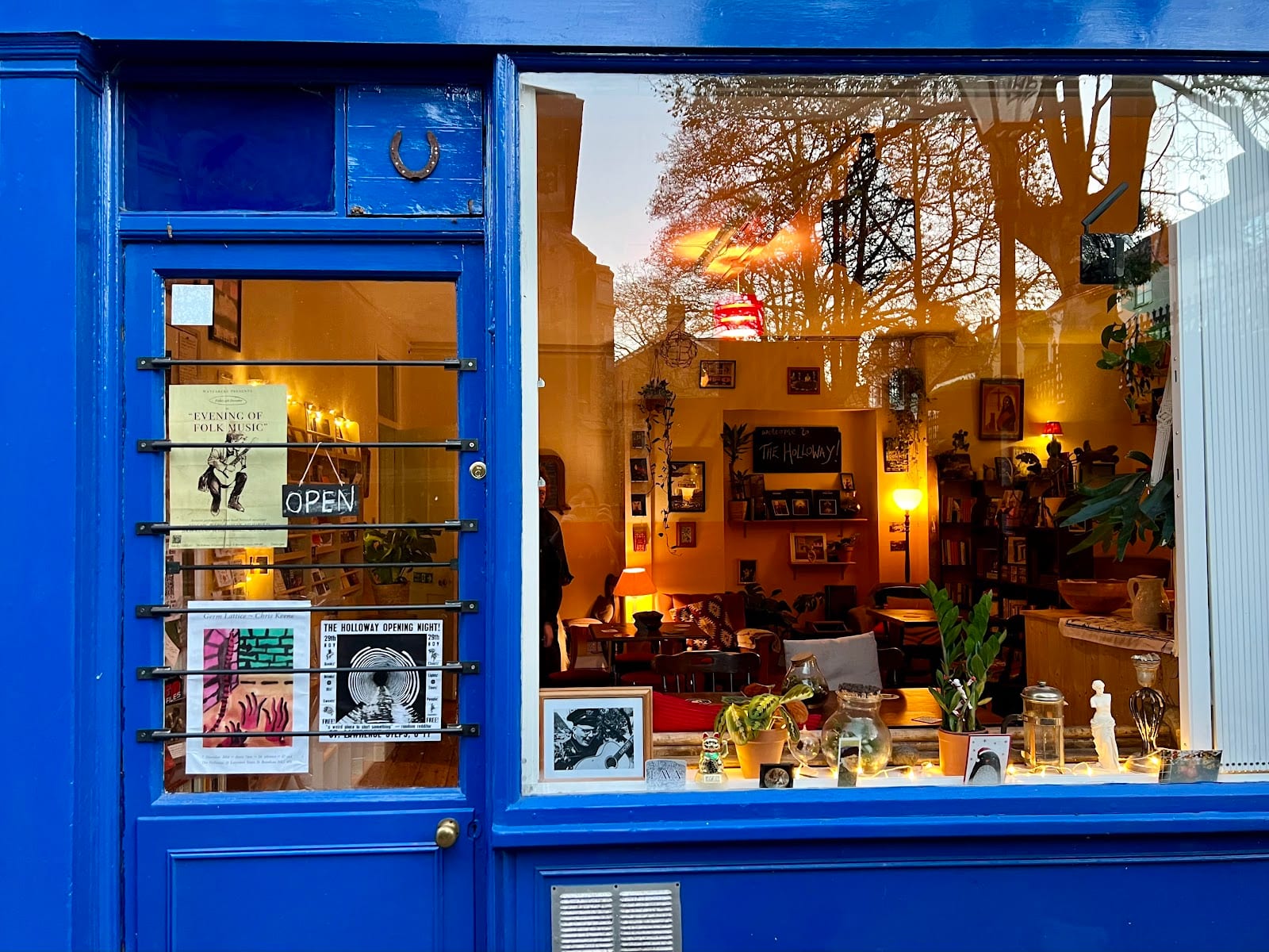 The Holloway, photo 3