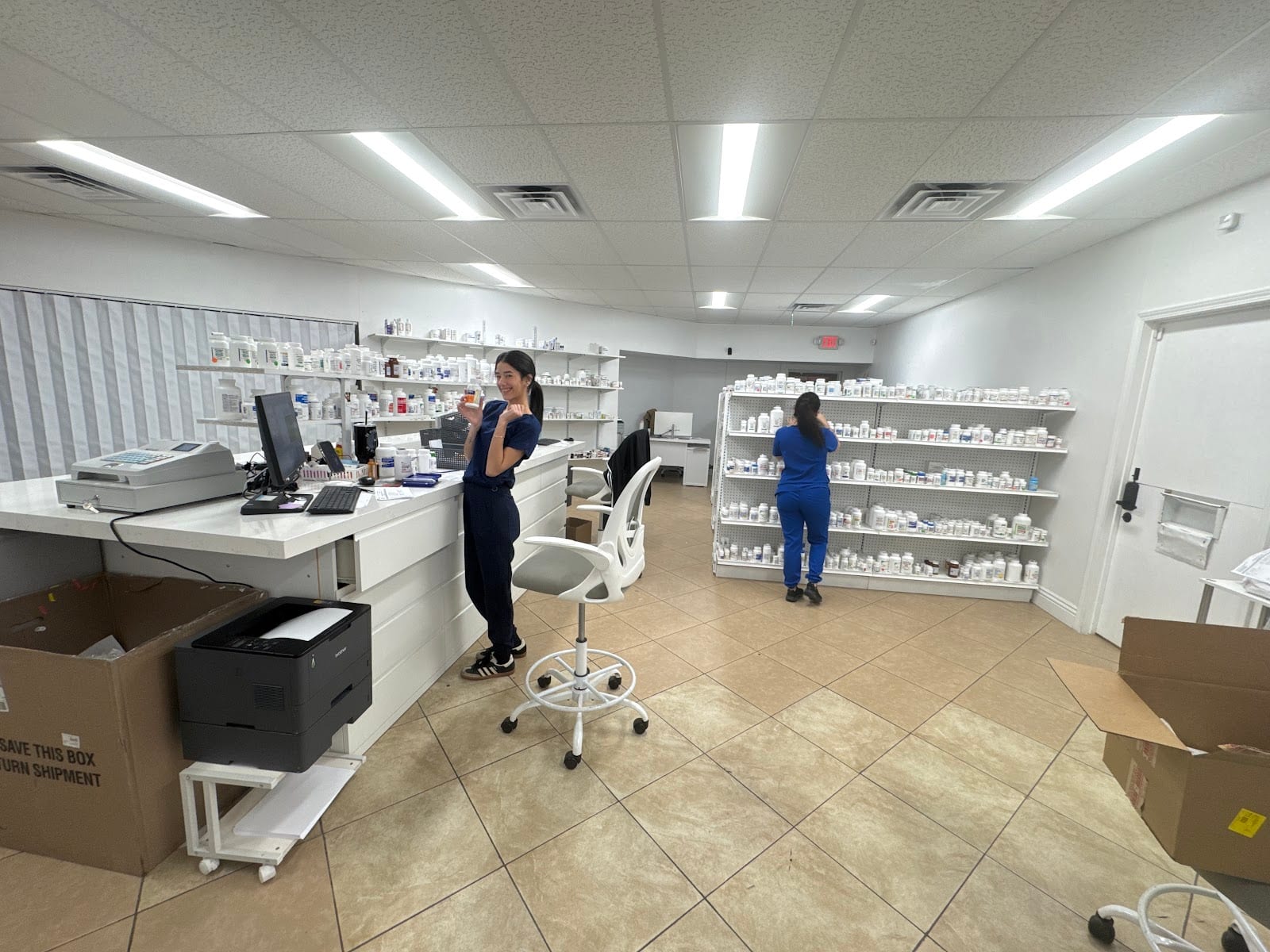 Always Your Pharmacy, photo 2