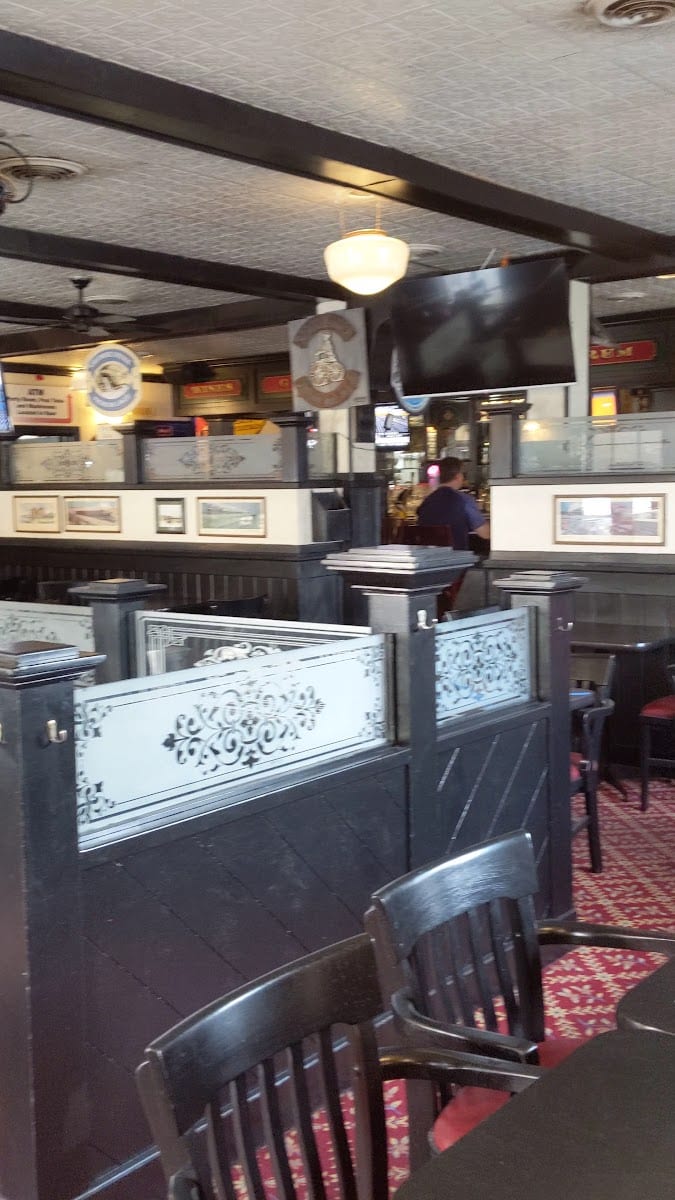 Willie Stouts Pub and Grill, photo 2