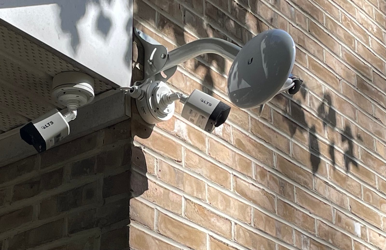 Metropolitan Security & Surveillance, photo 2