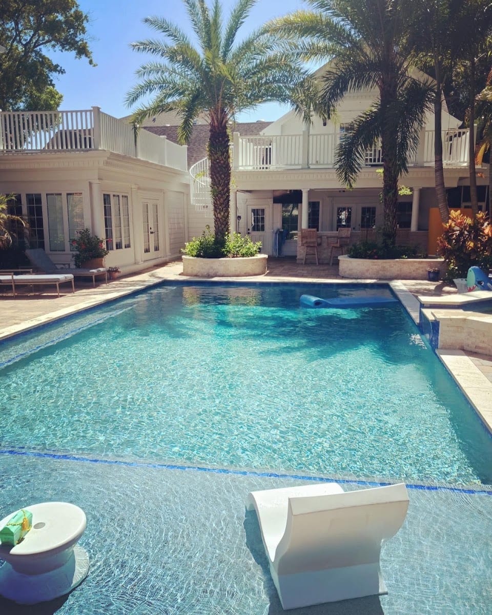 Pool Sharks of Tampa Bay, photo 2