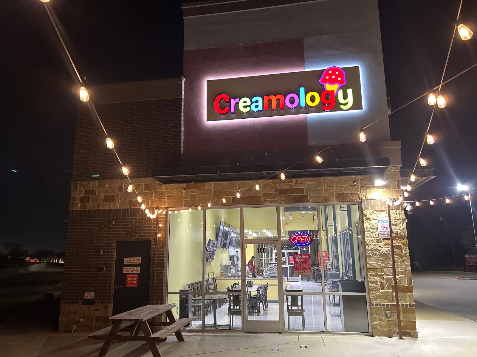 Creamology | Icecreams, Shakes, Faloodas, Juices & Ice cream Rolls, photo 2
