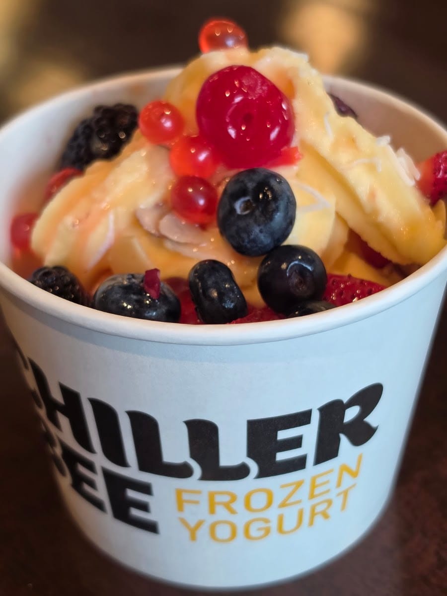 Chiller Bee Frozen Yogurt