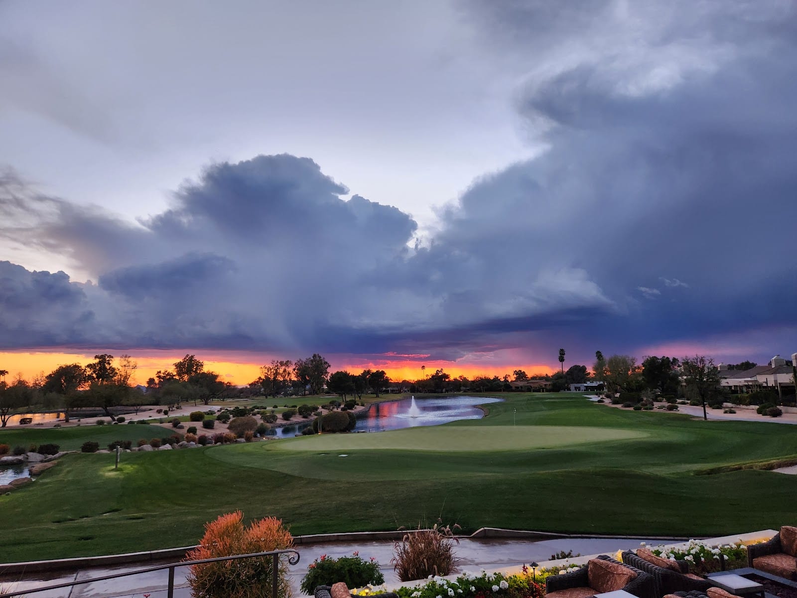 Pinnacle Peak Country Club