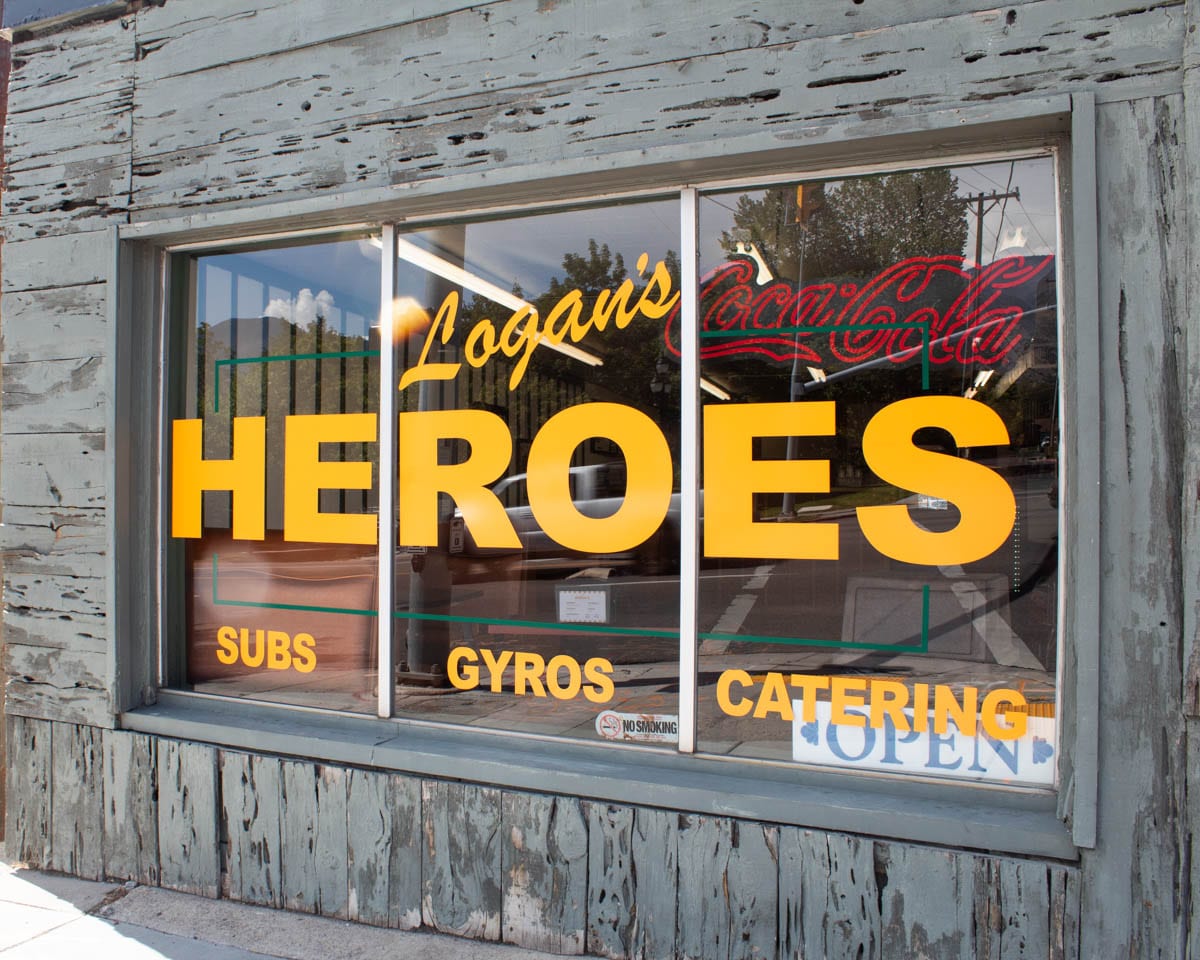 Logan's Heroes, photo 2