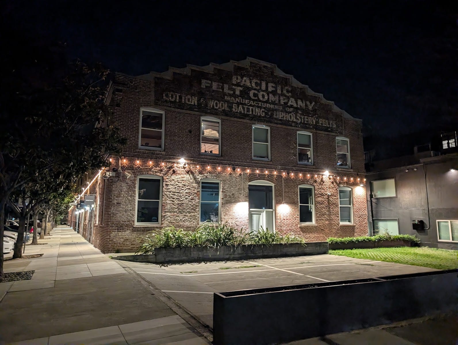 Pacific Felt Factory (arts complex)