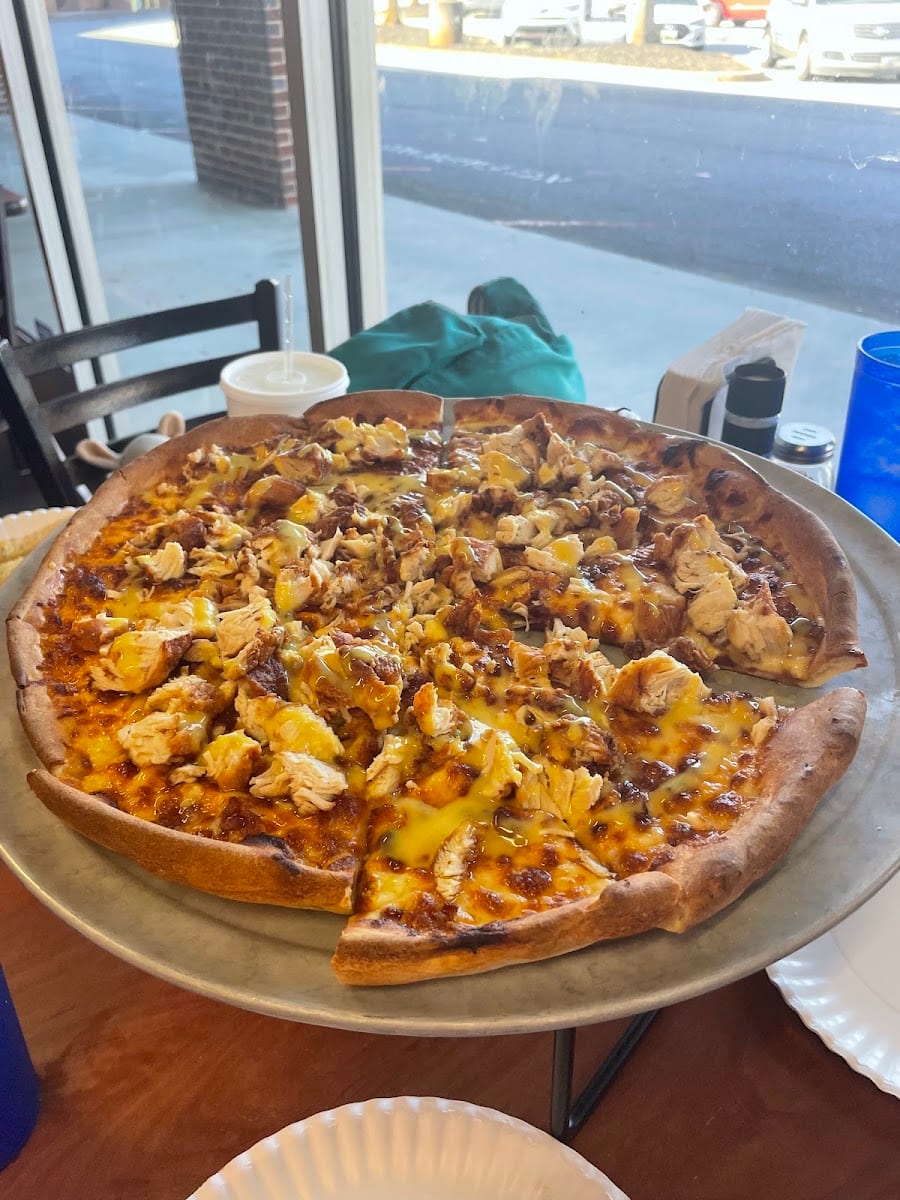 Guys Pizza 24