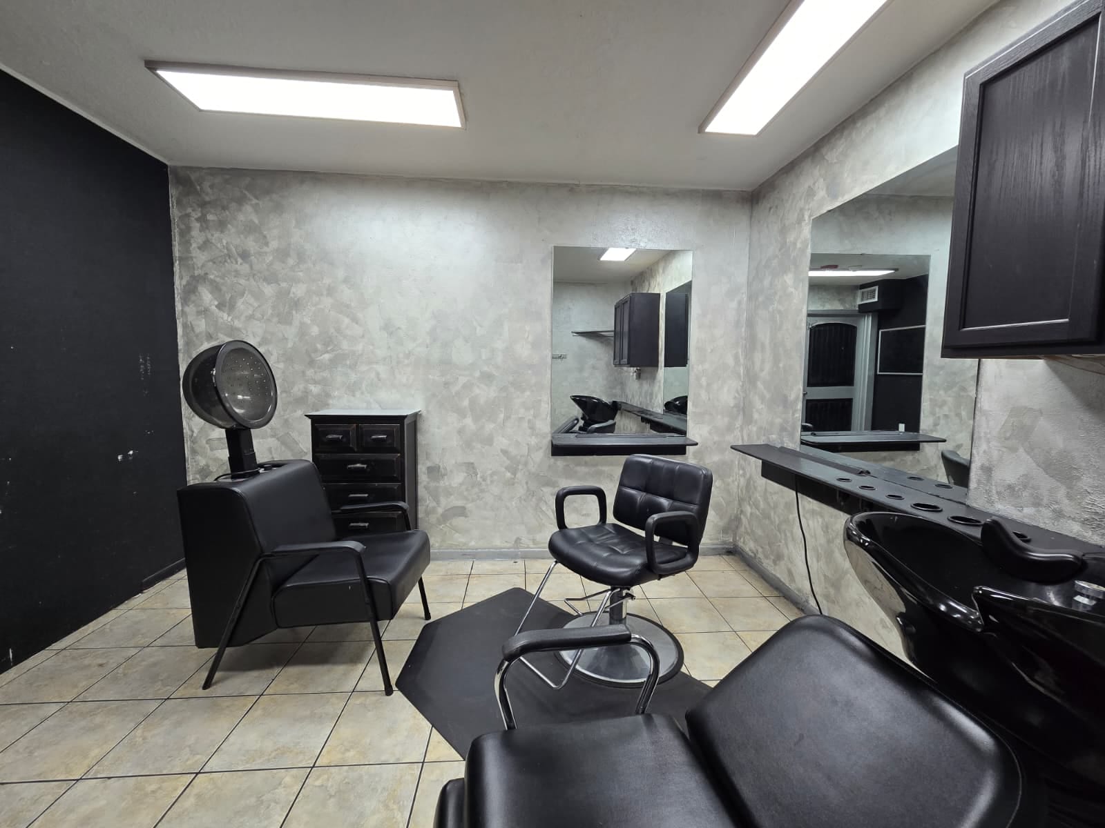 Hair & Beauty Salon Suites for Rent