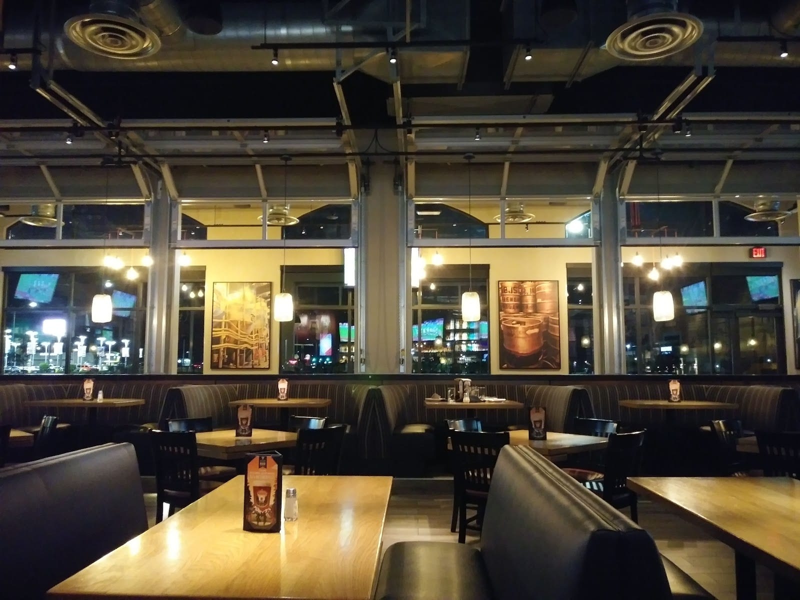 BJ's Restaurant & Brewhouse