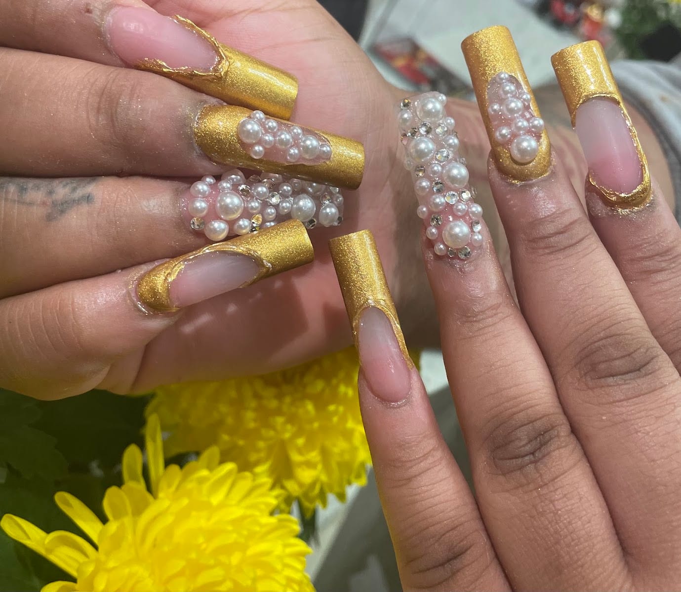 Luxury Nails & Spa