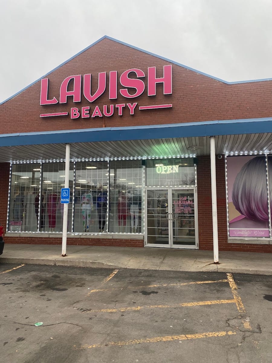 LAVISH BEAUTY, photo 2
