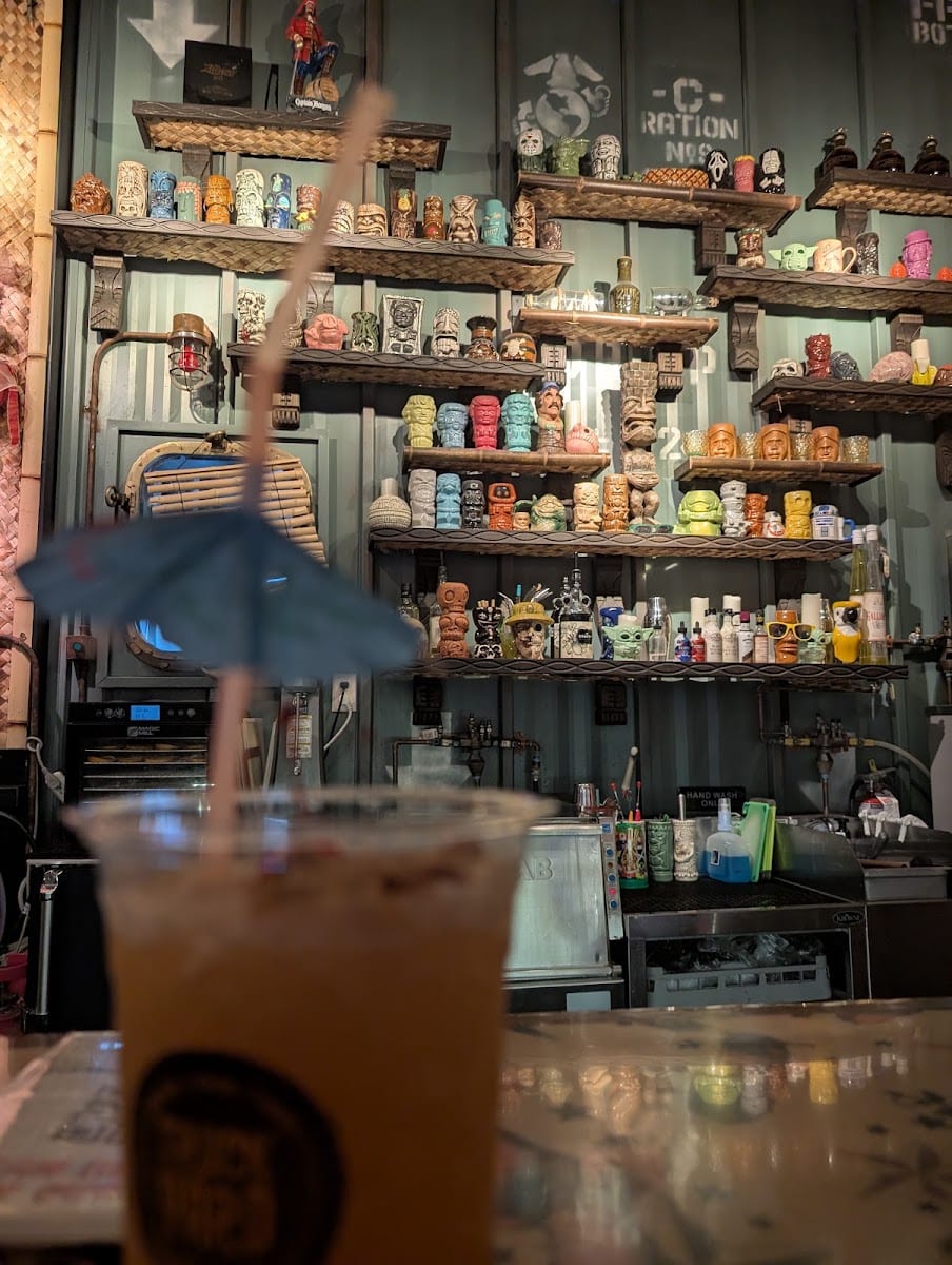 Limin Lounge Tiki Bar