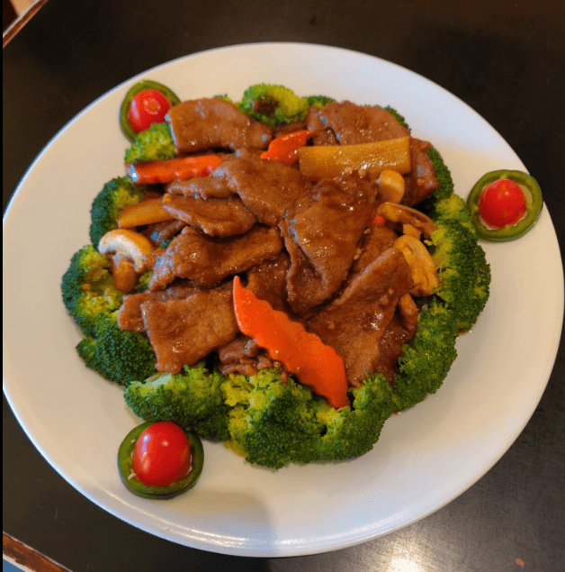 Charlie Chow's Dragon Grill, photo 3