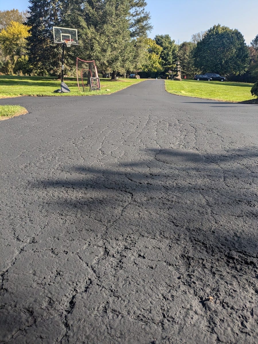 Kevin & Russ Driveway Sealing, photo 2