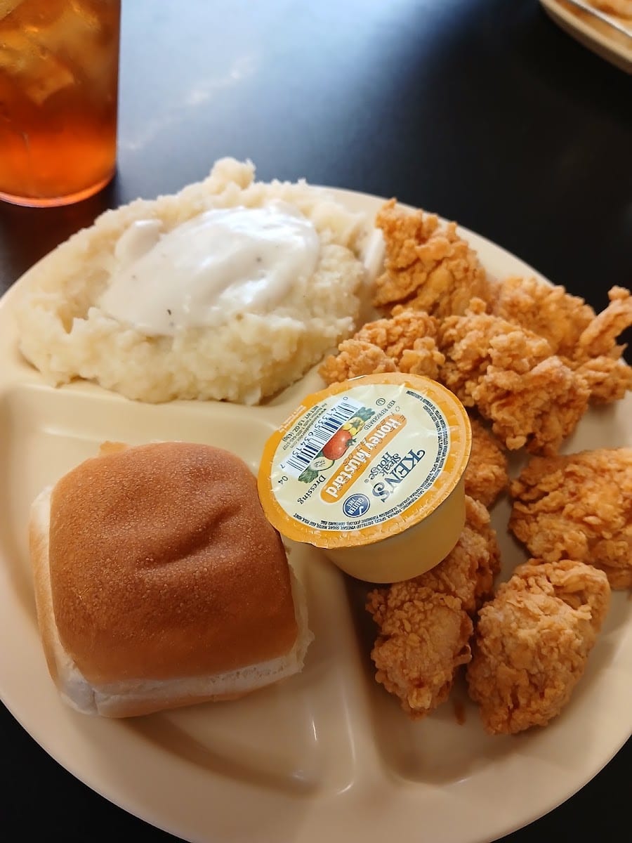 Standpipe Family Restaurant, photo 2