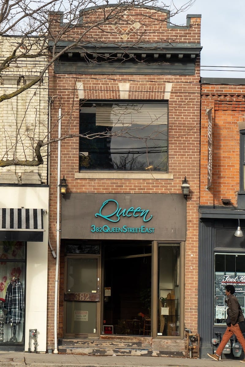 Queen Gallery
