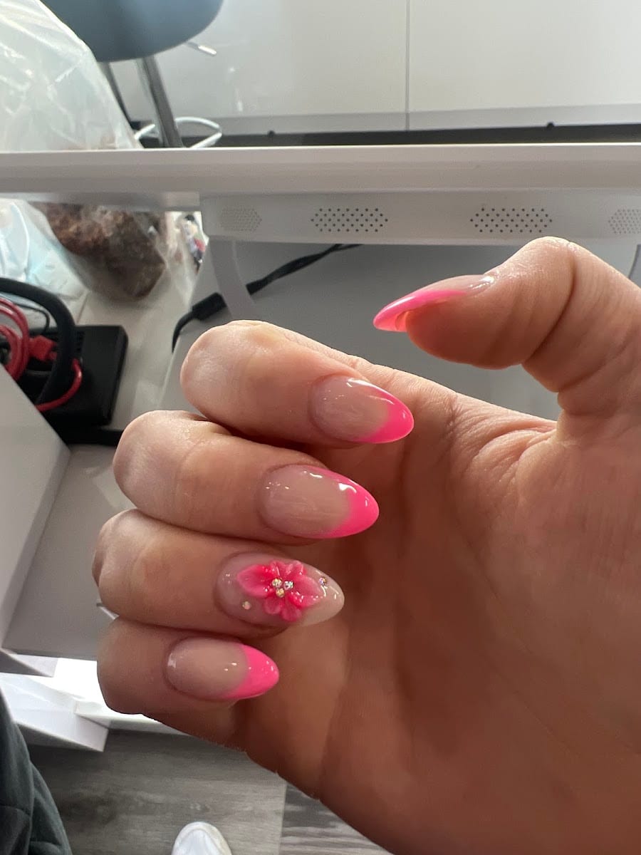 Crescent Nail Lounge, photo 4