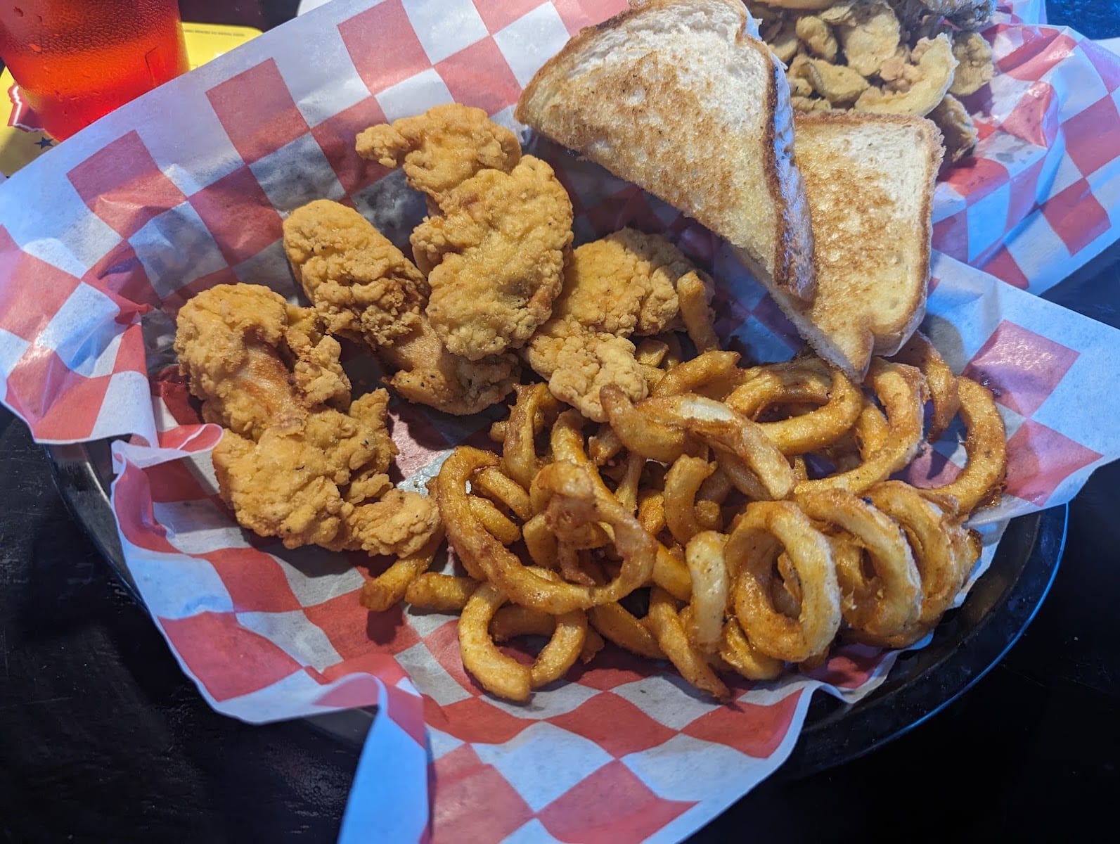 Champs Sports Bar & Grill