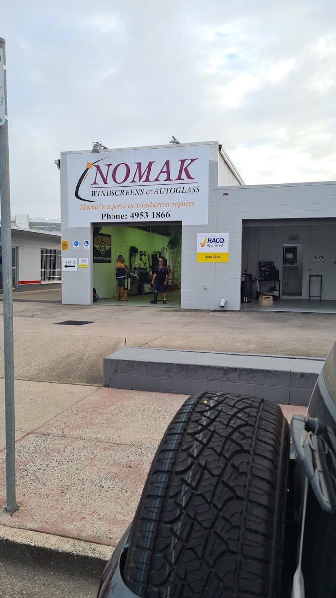 Nomak Windscreens & Autoglass, photo 4