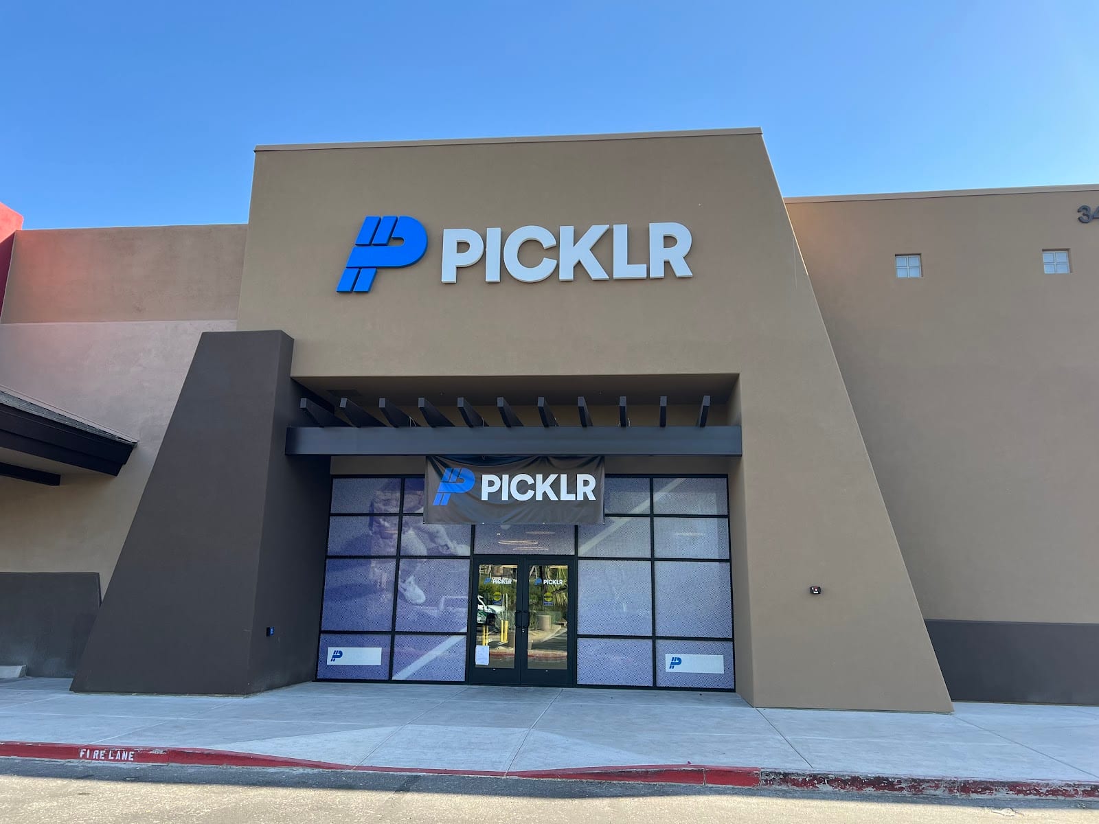 The Picklr Cave Creek, photo 2