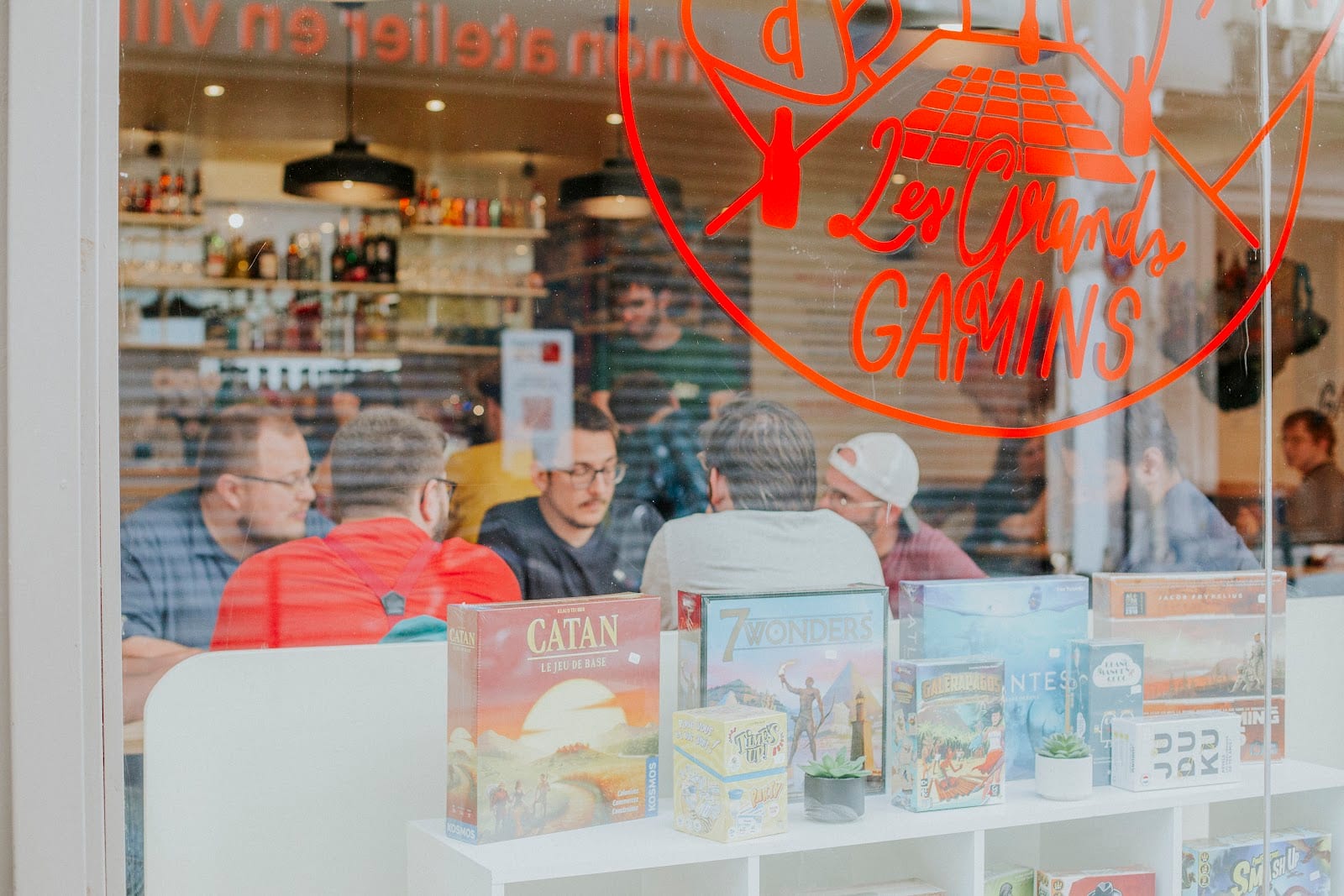 Les Grands Gamins - Bar à jeux de société et Boutique, photo 2