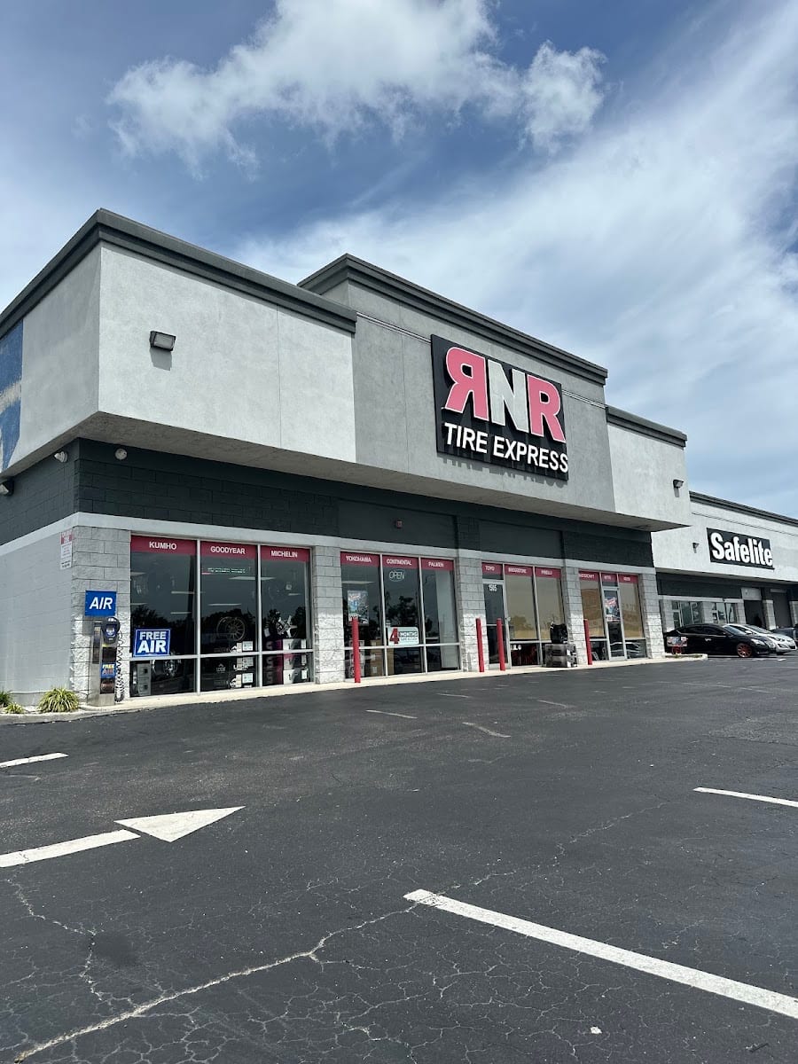 RNR Tire Express, photo 2