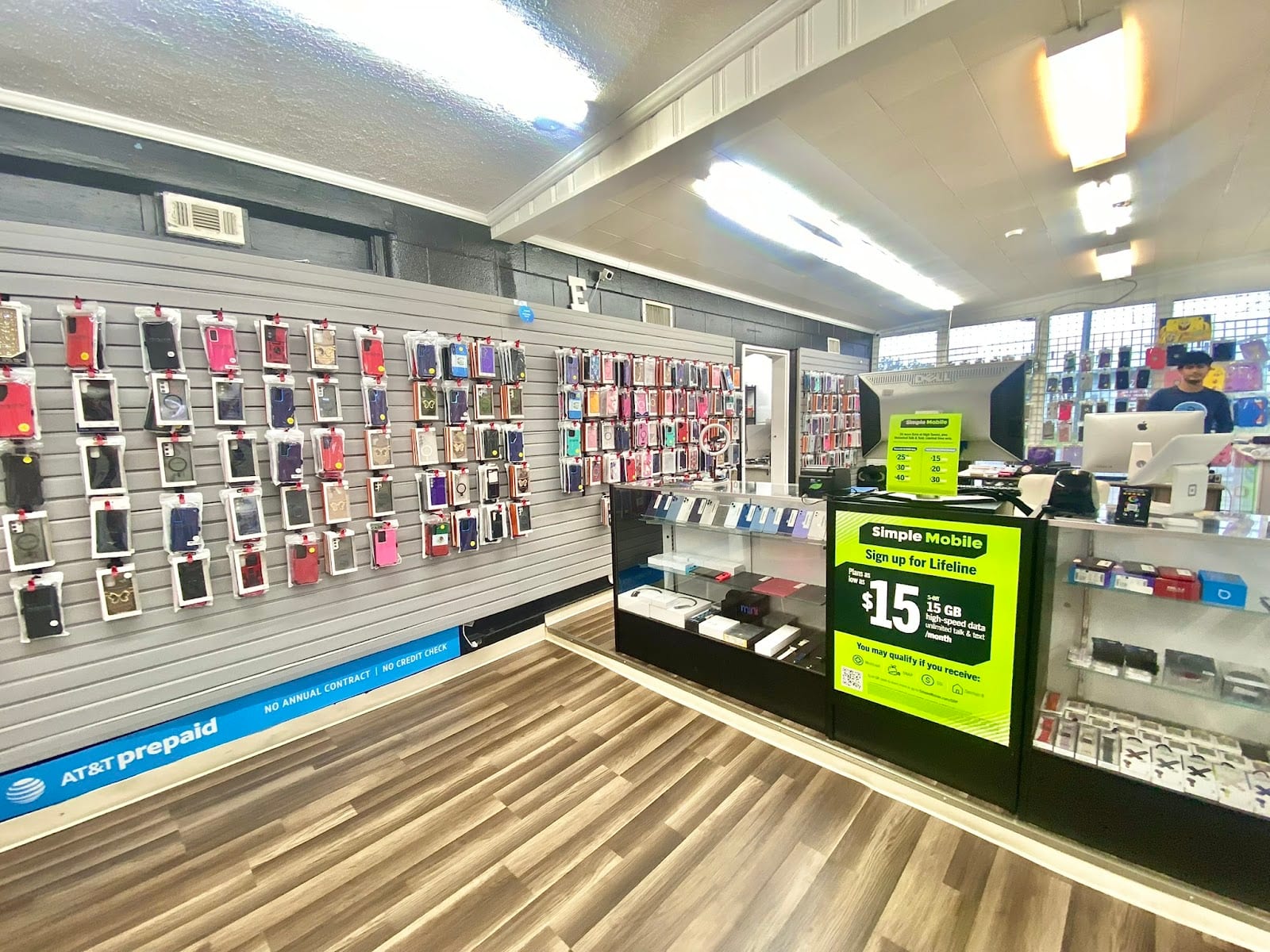 Speedy Tech- Phones & Accessories