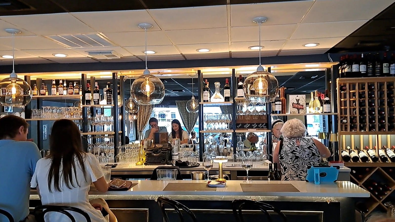 Figaro Bistro, photo 3
