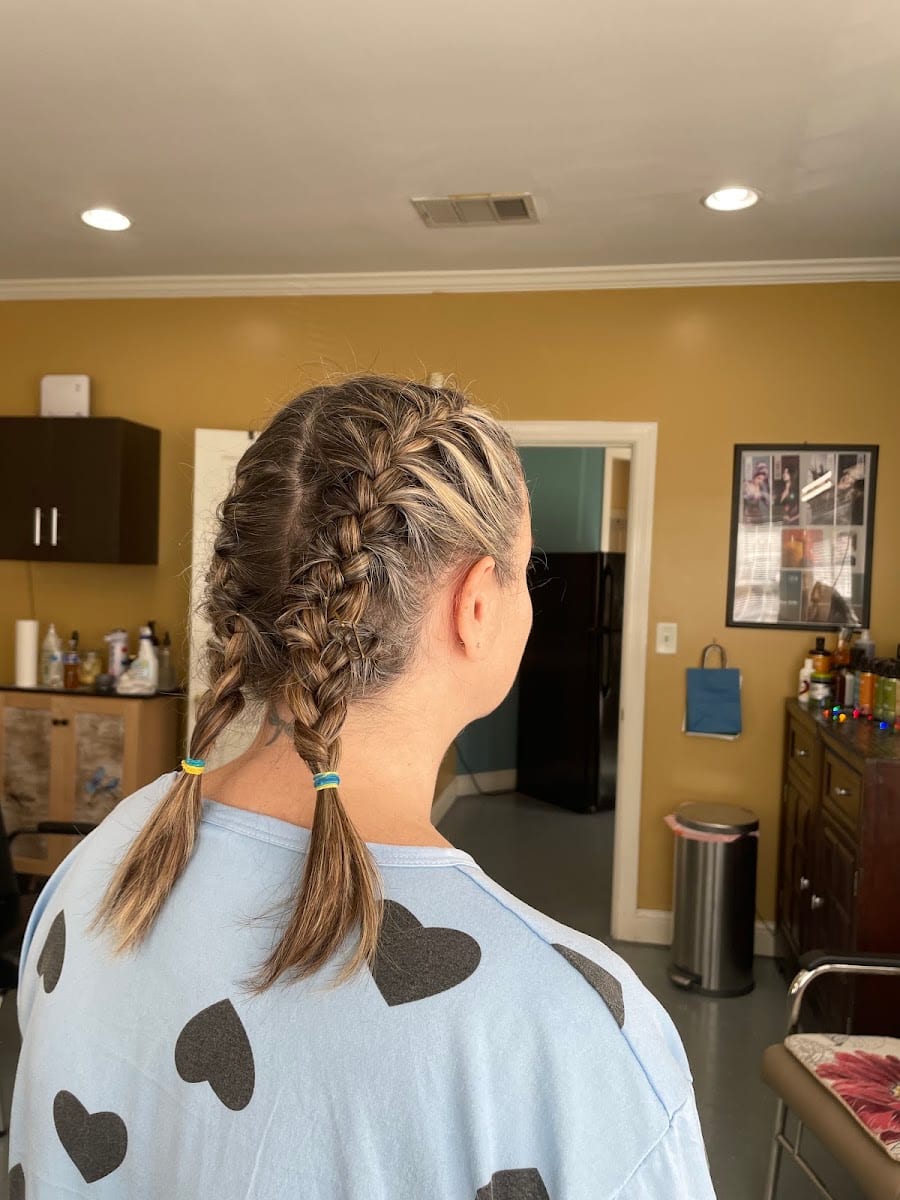 Salon Misty (Suites)