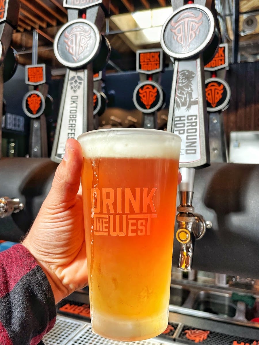 Black Tooth Brewing, photo 2