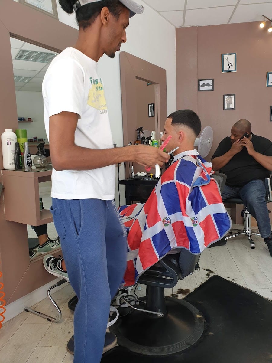 Roberto Barber Shop