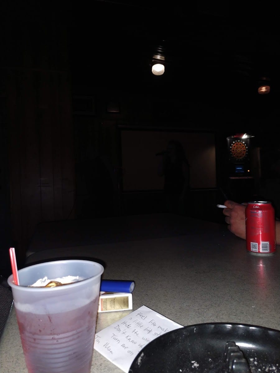 Jewels Lounge