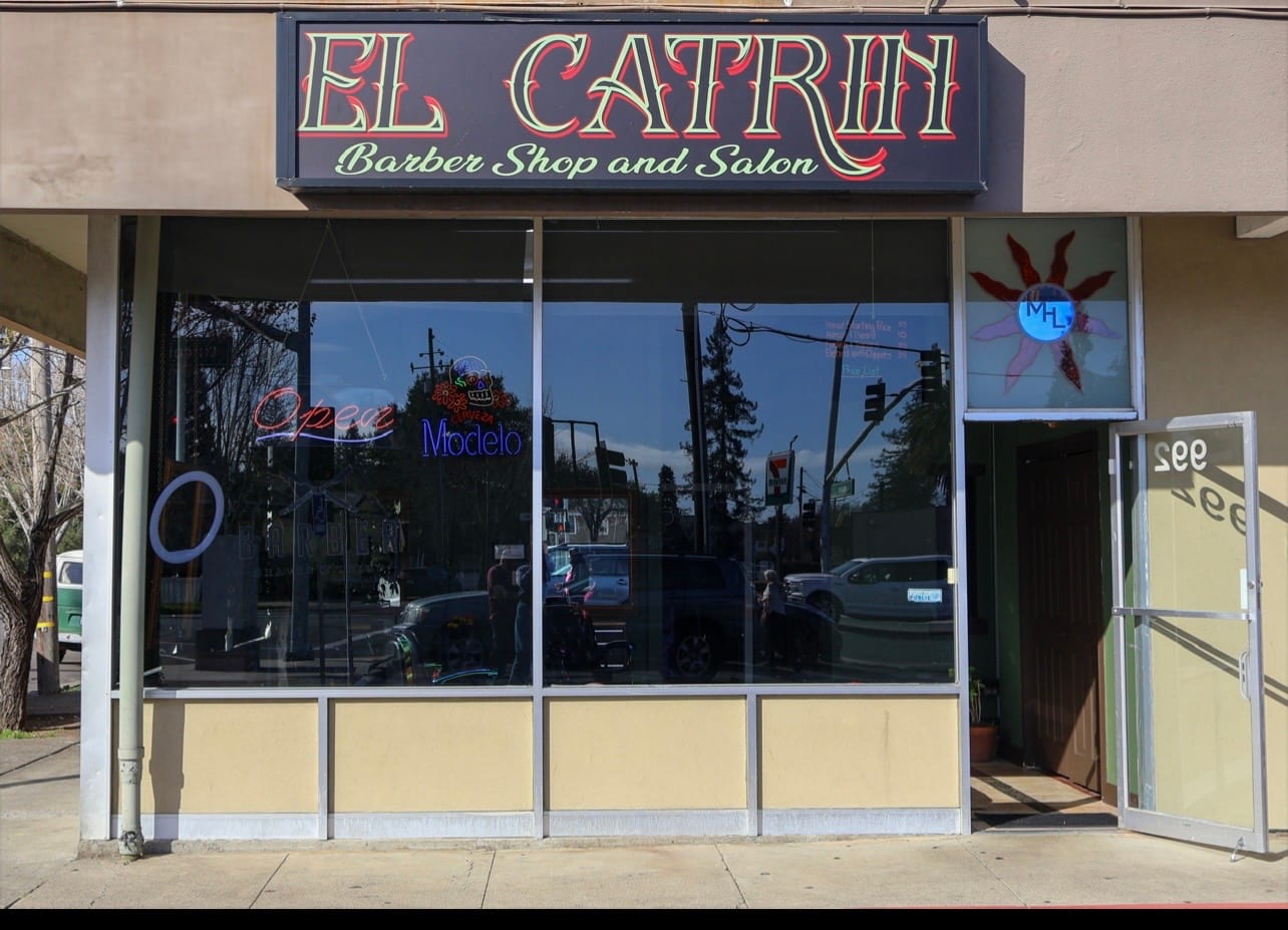 El Catrin Barbershop and Salon, photo 2