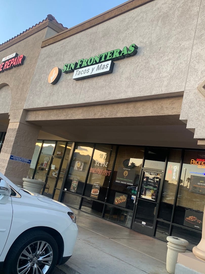Sin Fronteras Tacos y Mas