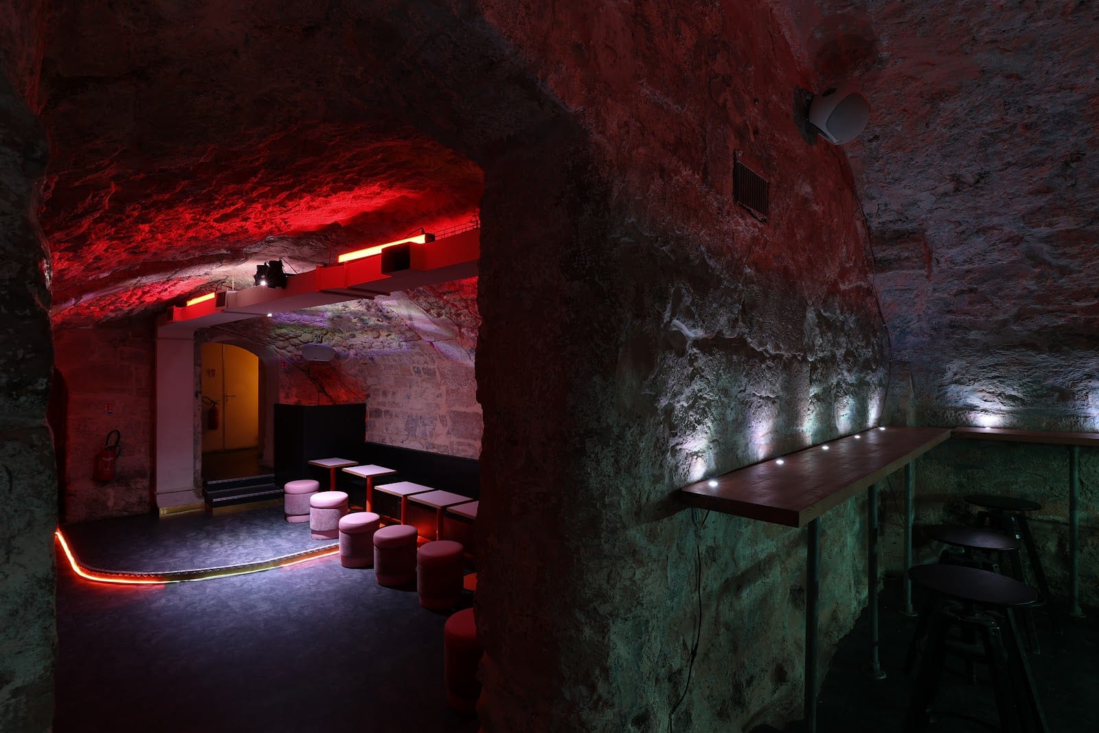 The Next (Night Bar Paris), photo 4