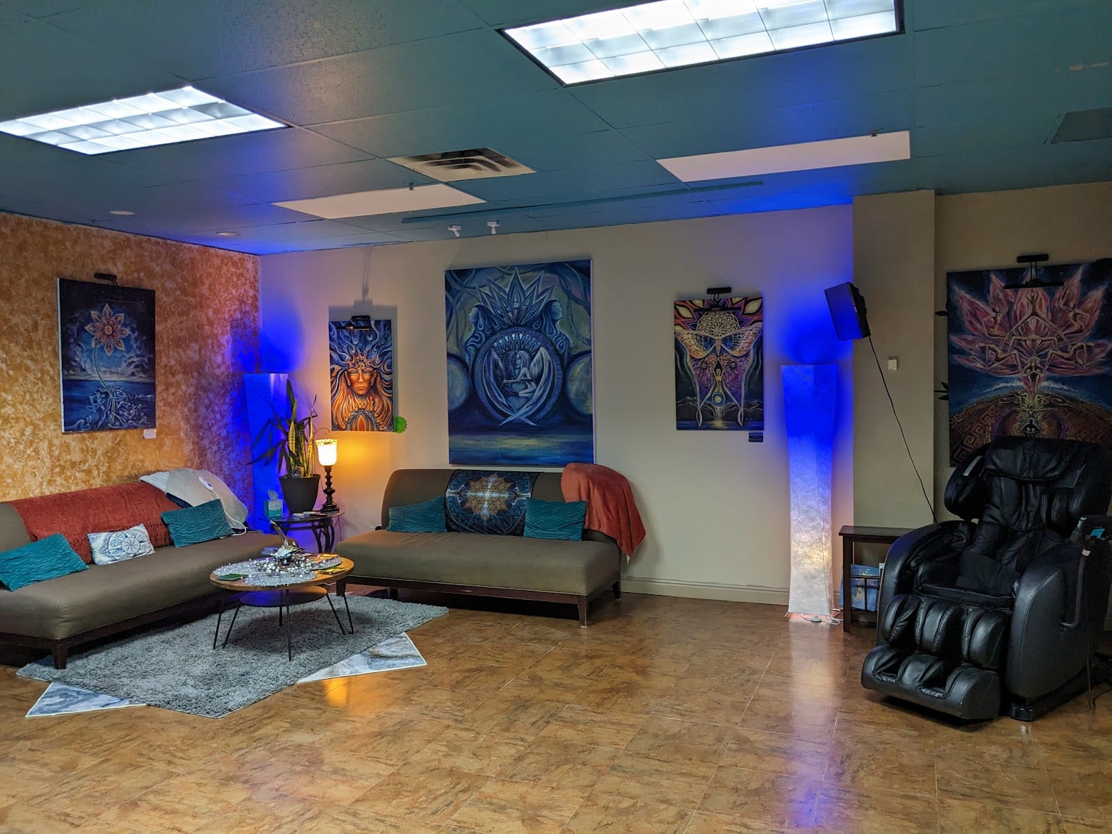 Heavenly Hands Massage Wellness Center