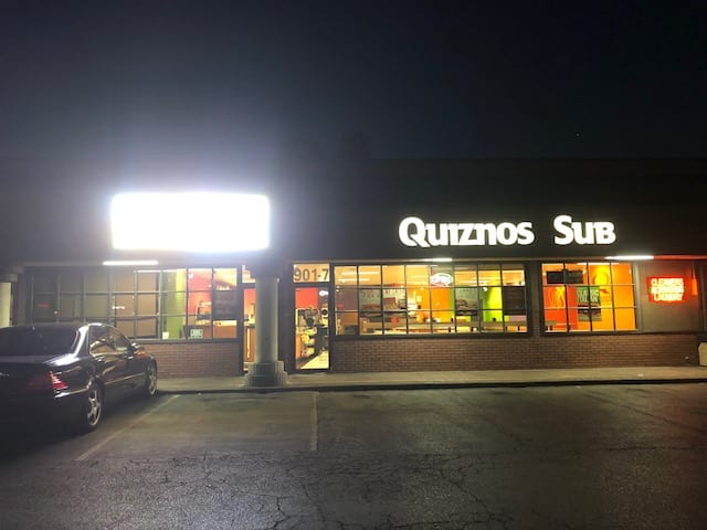 Quiznos, photo 3