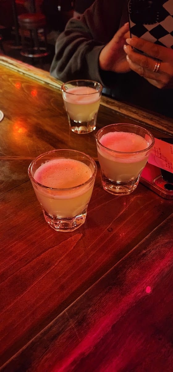 Tin Lizzie Saloon