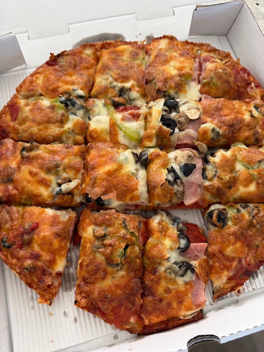 Royal Pizza Sherwood Park