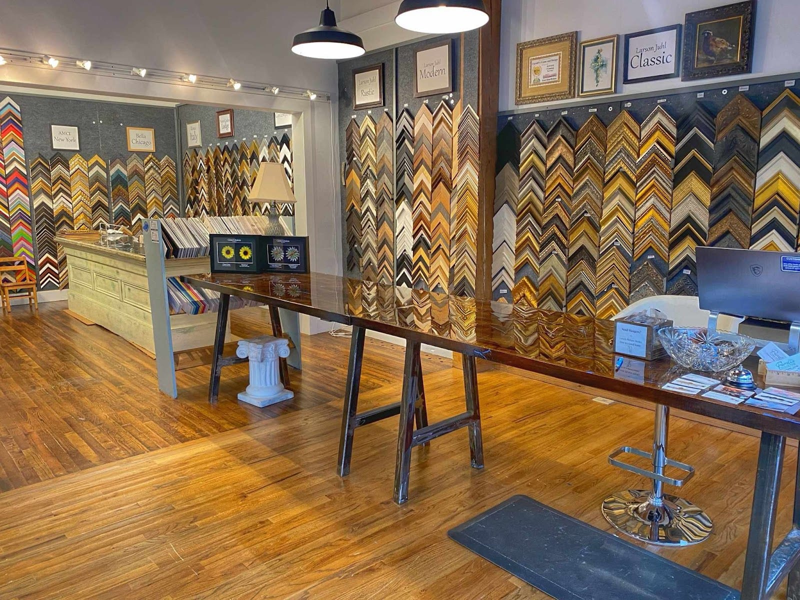 Farrell's Frame & Design